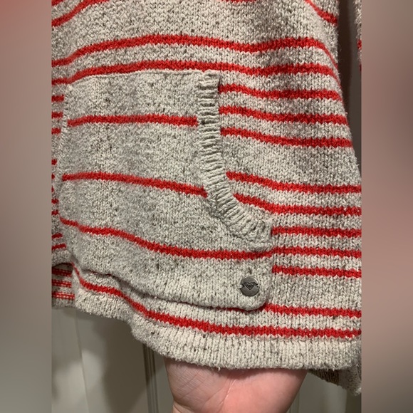 Roxy Hooded Sweater Size XS - Picture 3 of 6